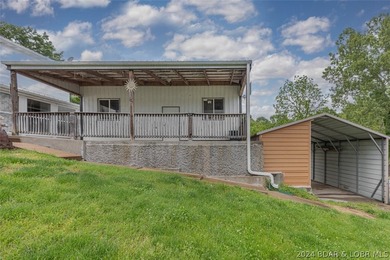 4-bed, 2-bath waterfront home in the Turkey Creek arm of Lake of - photo 42