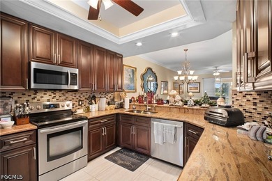 This elegant first floor end unit presents 2/3 bedrooms, 2 baths - photo 7