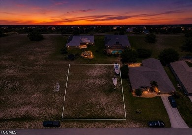 Rare oversized homesite in a rapidly developing area of Cape - photo 1