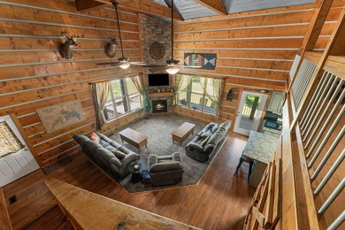 Quintessential Lake House on a quiet cove, walk down-lot and a - photo 21