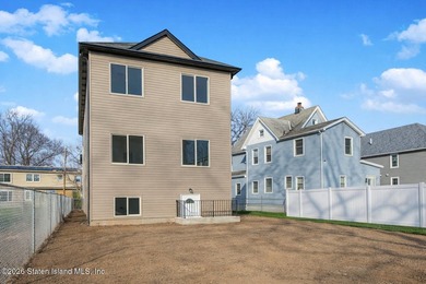 Brand-new 6 over 6 two-family home located in the desirable - photo 21