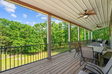 Quintessential Lake House on a quiet cove, walk down-lot and a - photo 28