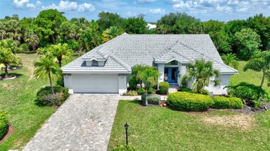 TIRED OF CONDO LIVING SPREAD OUT IN THIS ESTATE PROPERTY. This - photo 3