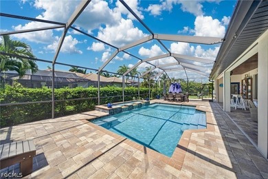 Walking distance to Cape Harbour! RV garage with Car Lift - photo 5