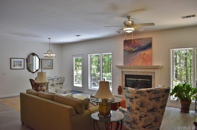 This Beautiful custom-built home is thoughtfully designed and - photo 7