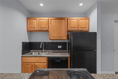 RARE OPPORTUNITY: Welcome home to this beautifully designed - photo 9