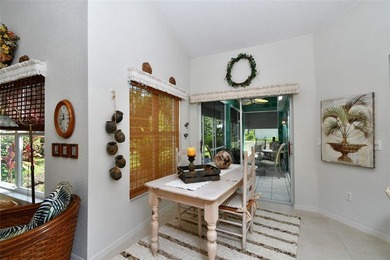 TIRED OF CONDO LIVING SPREAD OUT IN THIS ESTATE PROPERTY. This - photo 10
