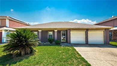 Lake Pontchartrain Home For Sale in New Orleans Louisiana