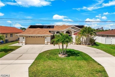 Welcome to your dream waterfront retreat! This beautifully - photo 1
