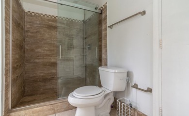 This 3-bedroom, 2-bathroom single-story home offers 1,672 square - photo 18