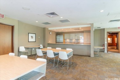 Jewel in the Sky! Modern, luxurious penthouse living with - photo 25