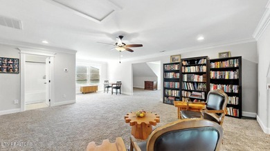 Wake up each morning to wide-open water views and spend your - photo 28