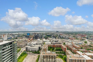 Magnifique condo au 43e etage de la prestigieuse Tour des - photo 6