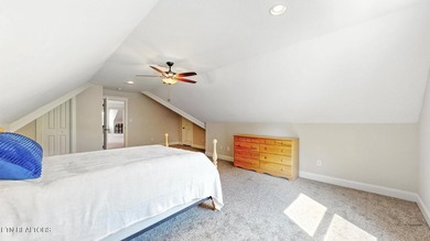 Wake up each morning to wide-open water views and spend your - photo 37