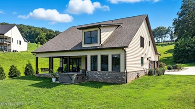 Wake up each morning to wide-open water views and spend your - photo 39