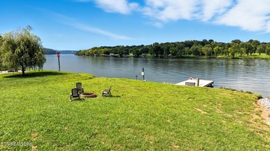 Wake up each morning to wide-open water views and spend your - photo 47