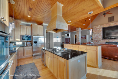 BIG OPEN WATER VIEWS - 4BR/4.5BA, Office + Bonus Room. Amazing - photo 8