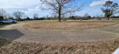 Discover the perfect blend of opportunity and privacy with this - photo 6