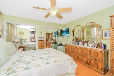 Double lots, Unique Property, about 10,275 sq ft for these 2 - photo 14
