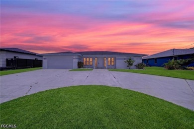 Fully remodeled waterfront home in Cape Coral featuring 3 - photo 1