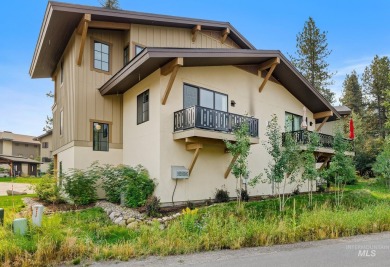 Payette Lake Townhome/Townhouse For Sale in Mccall Idaho