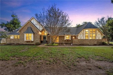 Lake Waco Home For Sale in Waco Texas