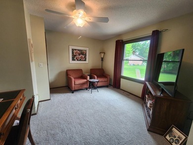 Welcome to Cimarron Ponds, and the Kingwood one-level townhome - photo 15