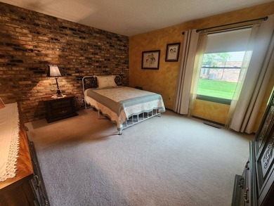Welcome to Cimarron Ponds, and the Kingwood one-level townhome - photo 17