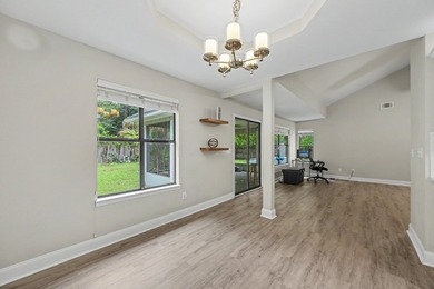 Welcome home to this gorgeous, light-filled 3-bedroom - photo 18