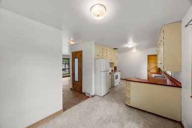 Welcome to 711 Elm Ave in Gaylord-a charming rambler nestled in - photo 19