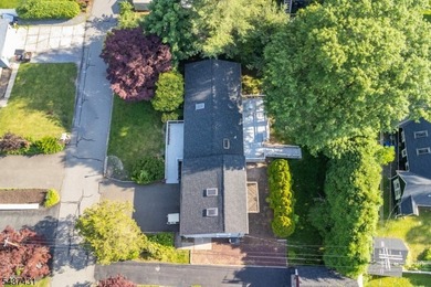 Welcome to the sought after Awosting lake community! Situated in - photo 28