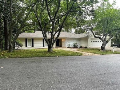 Lake Home For Sale in Roswell, Georgia