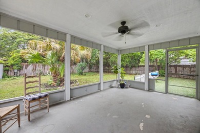 Welcome home to this gorgeous, light-filled 3-bedroom - photo 47