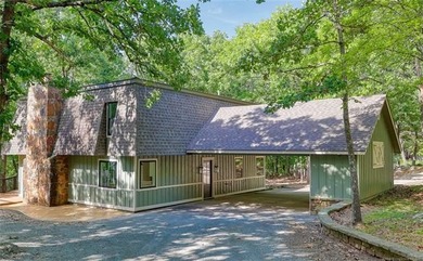 Beautiful Wooded Lakefront Retreat! You will love lakefront - photo 1