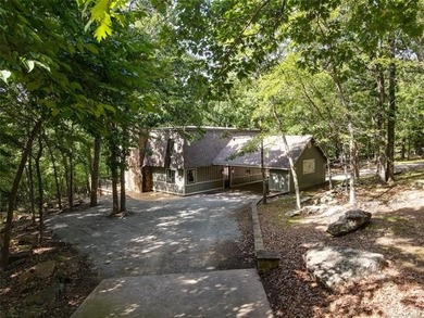 Beautiful Wooded Lakefront Retreat! You will love lakefront - photo 6