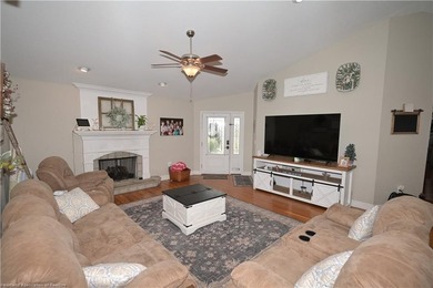 Experience lakefront living on the shores of Lake Tulane with - photo 5