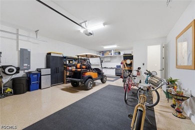 Rarely Available & HIGHLY DESIRABLE, this FURNISHED 2 Bedroom + - photo 6