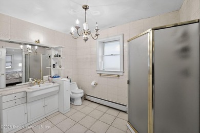 Enjoy family and entertaining in this charming 4 bedroom - photo 25