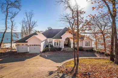 Lake Home Off Market in Savannah, Tennessee