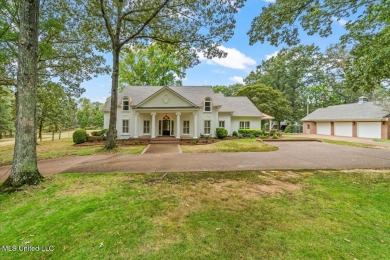 Lake Home For Sale in Hernando, Mississippi