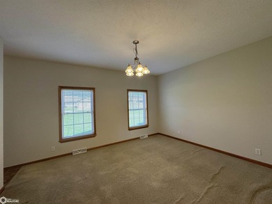 Welcome to the serene setting that is Whispering Oaks. Nestled - photo 5