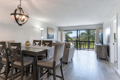 Beautiful furnished 2 bedroom 2 bath unit with open kitchen and - photo 1