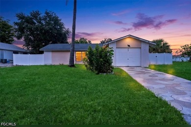 Welcome to sunny Cape Coral! This well-maintained 2-bedroom - photo 1