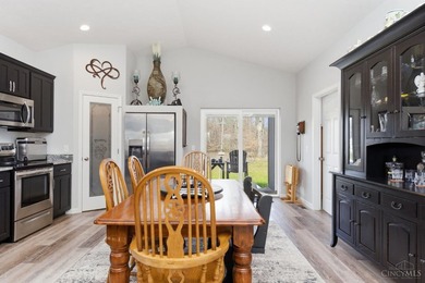 Set within the gated community of Lake Waynoka, this refined - photo 11
