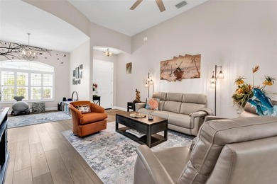 WOW - Rarely available FULL-3-CAR GARAGE with MASSIVE LANAI and - photo 4