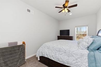 Set within the gated community of Lake Waynoka, this refined - photo 22