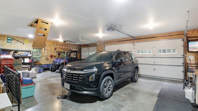 Impeccably cared for and exceptionally well-built, this - photo 41