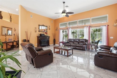 CUSTOM MULTI-GENERATIONAL POOL ESTATE ON OVER 1 ACRE

Rarely - photo 6