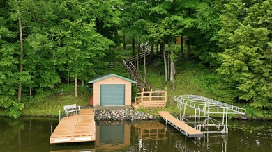 Impeccably cared for and exceptionally well-built, this - photo 48