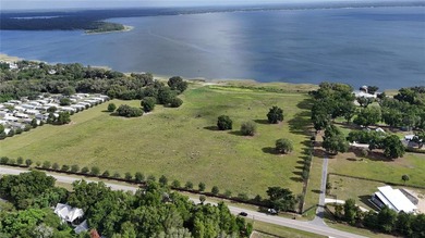 Extraordinary acreage on Lake Weir!    This is your opportunity - photo 3